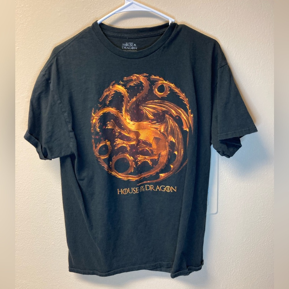 Game of Thrones House of the Dragon men’s tshirt size large
